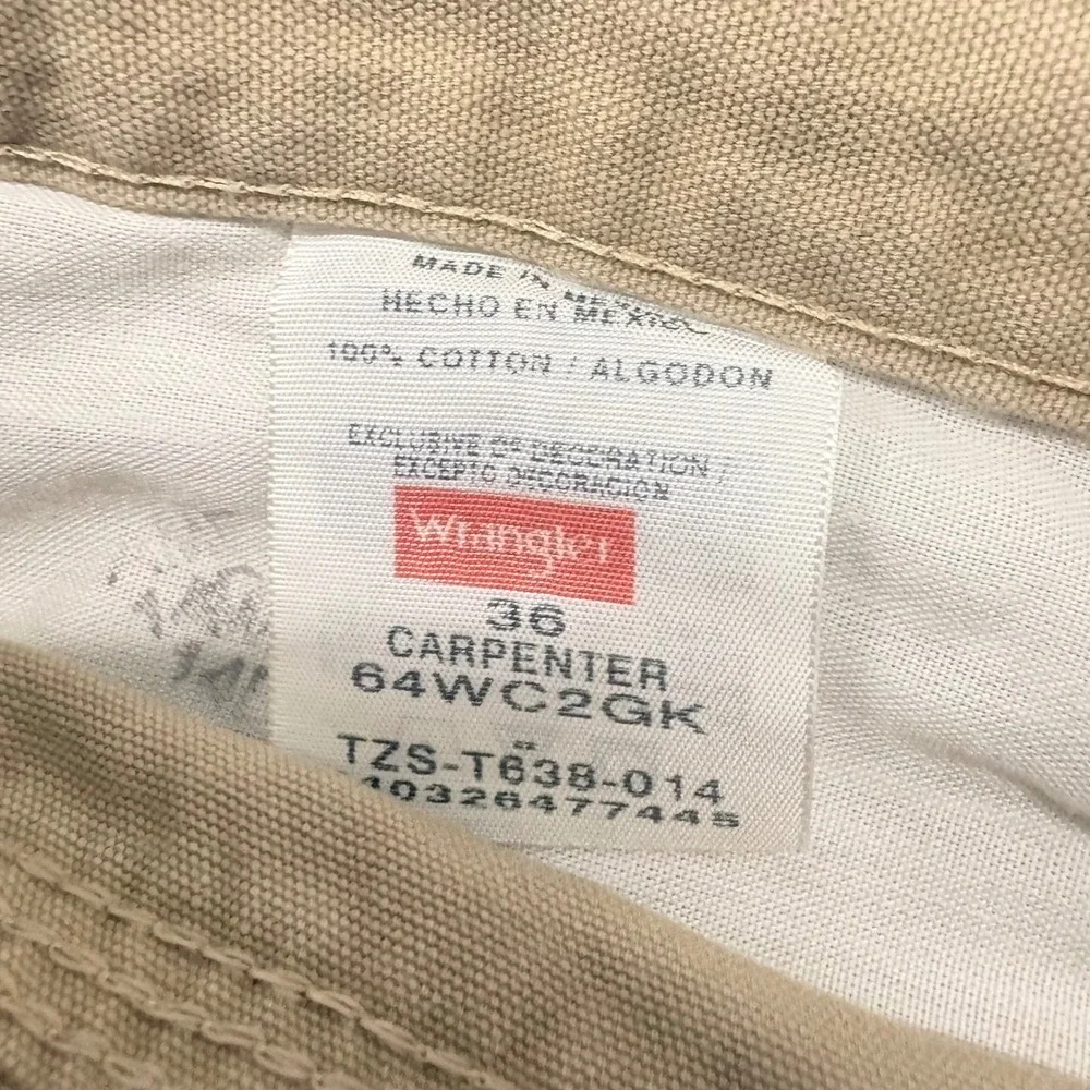 Vintage Y2K/2000s Wrangler Mens Khaki Shorts Tan Cotton Utility Workwear Size 36